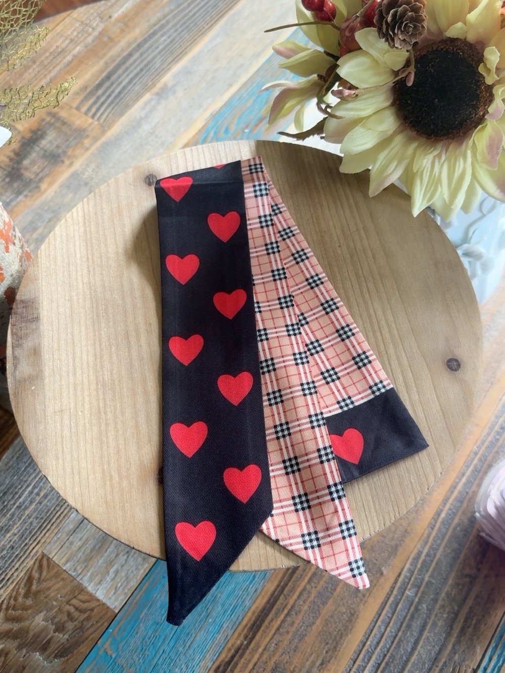 🤪 3 for $15! Reversible Skinny Scarf Twilly Black Red Hearts Pink Plaid